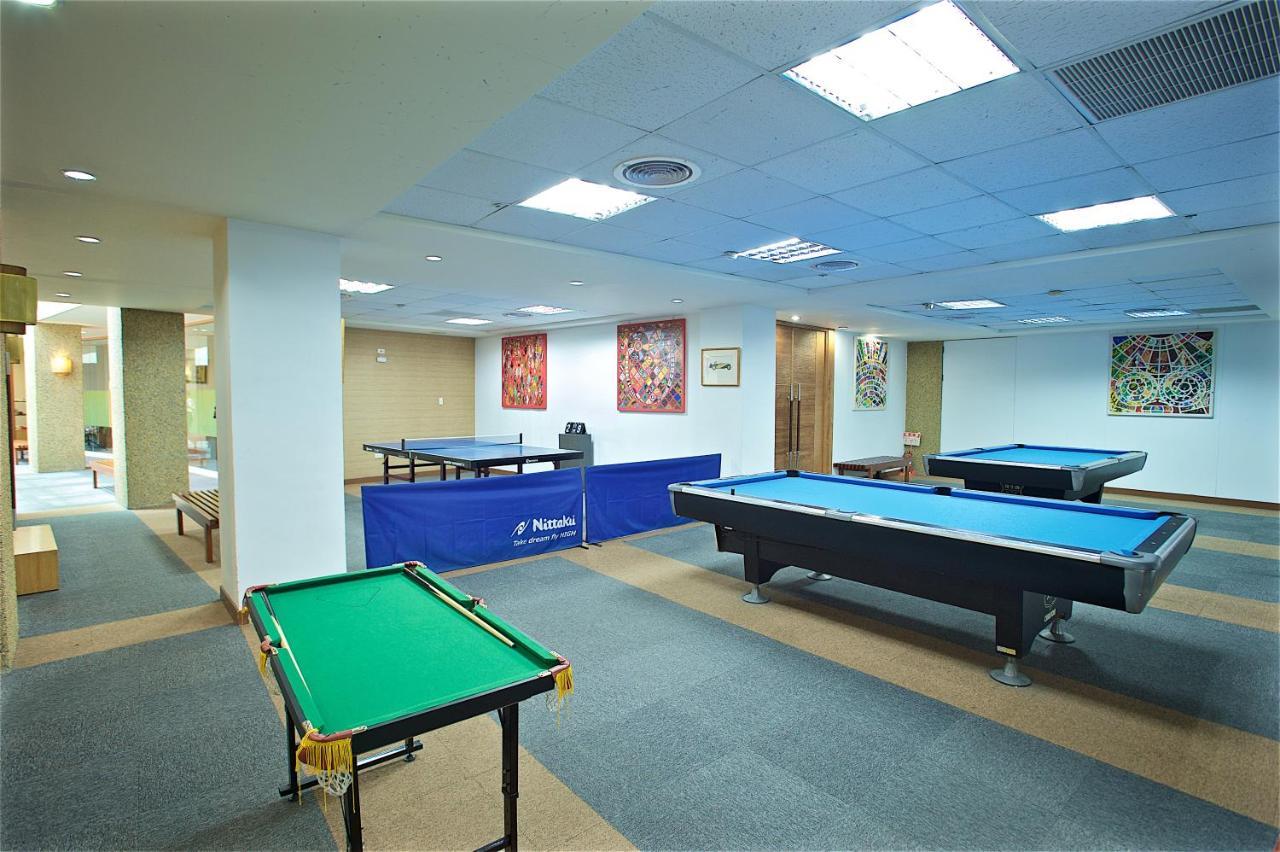 Hotel Royal Chihpin Wenquan Exteriér fotografie Games Room