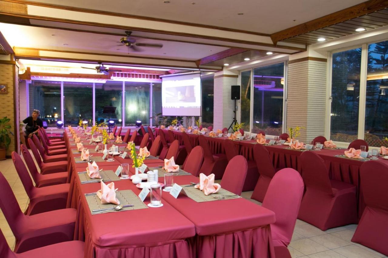 Hotel Royal Chihpin Wenquan Exteriér fotografie The 10th Anniversary of the University