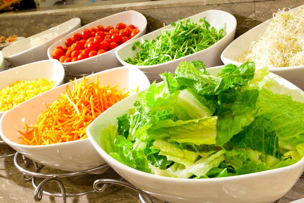 Hotel Royal Chihpin Wenquan Exteriér fotografie Salad bar