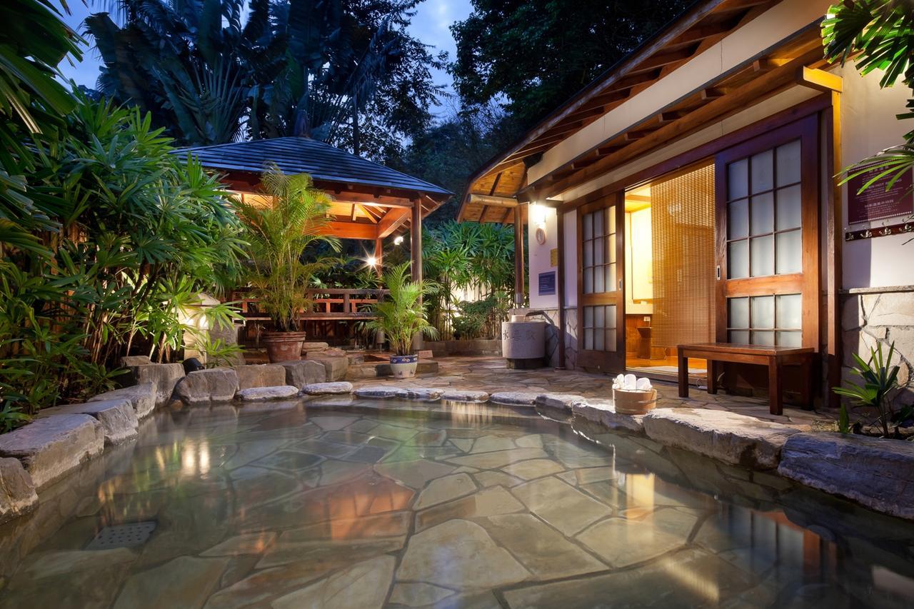 Hotel Royal Chihpin Wenquan Exteriér fotografie A private onsen